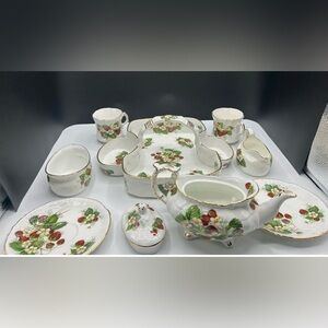 8-Piece Hammersley Strawberry Ripe Berry Basket RARE SET